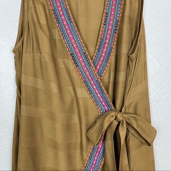 NWOT Maeve by Anthropologie Liviana Embroidered Wrap Blouse Medium - Picture 5 of 13